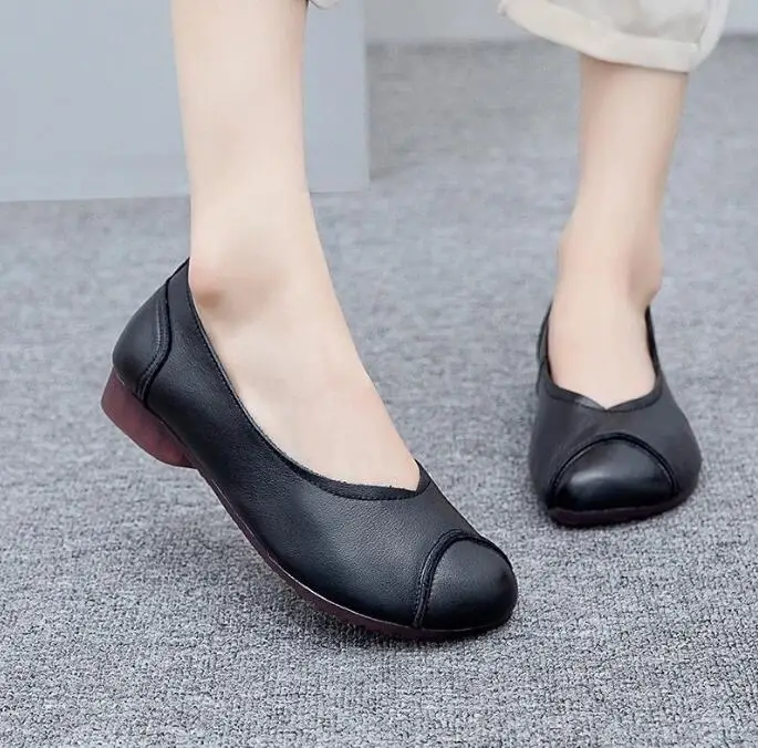 wholesale high quality genuine leather Slip on designer simple shoes women flat Leather Ballet Flats Boat shoe adult Merry Jane