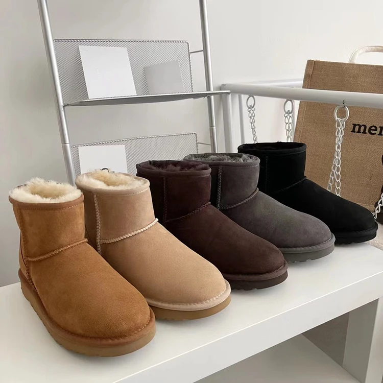 Custom Australia Genuine Sheepskin Leather Warm Soft Fuzzy Fluffy Outdoor Winter Warm Snow Boots for Women