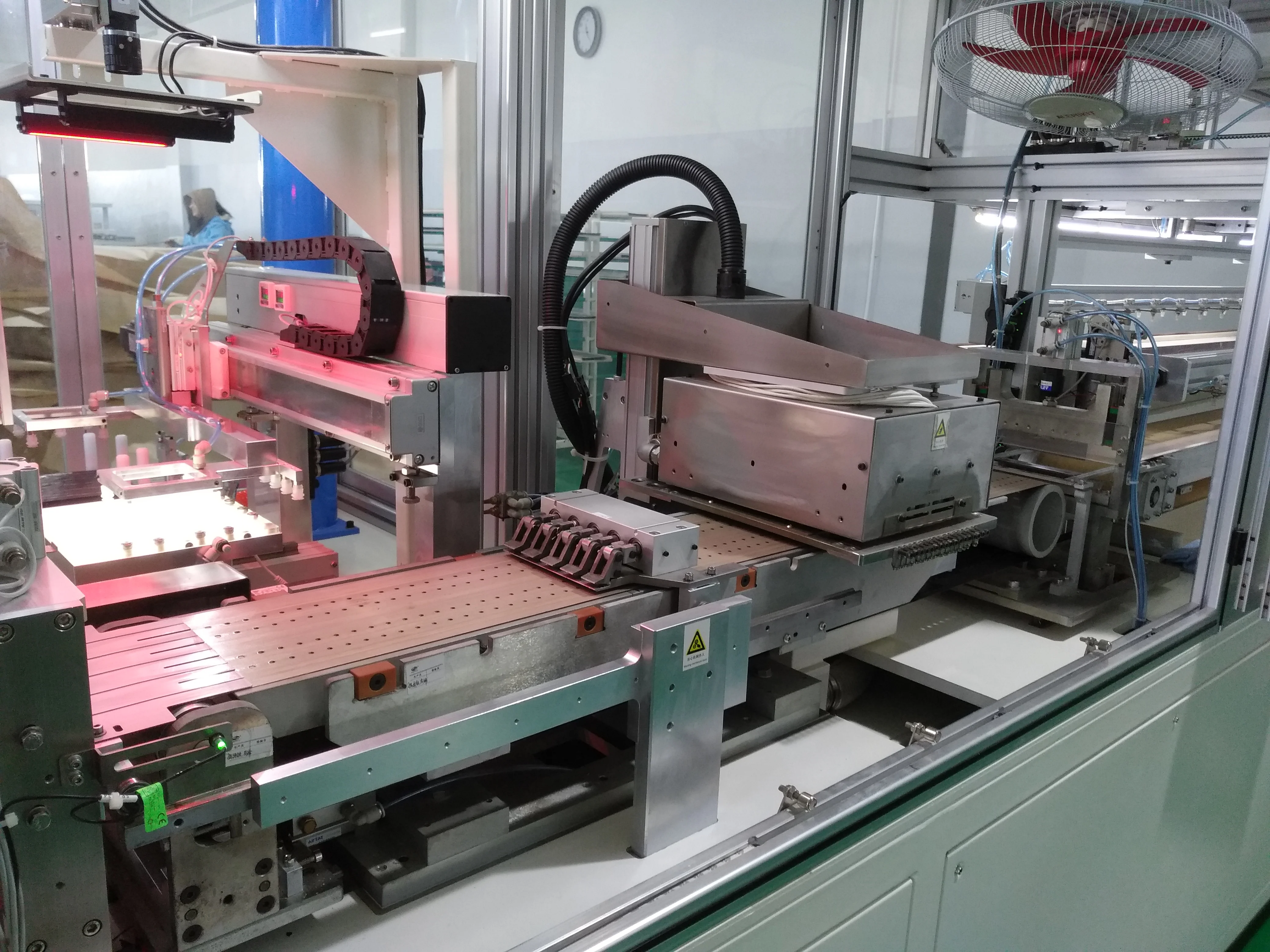 
High Speed Full Automatic solar cell string welding machine 