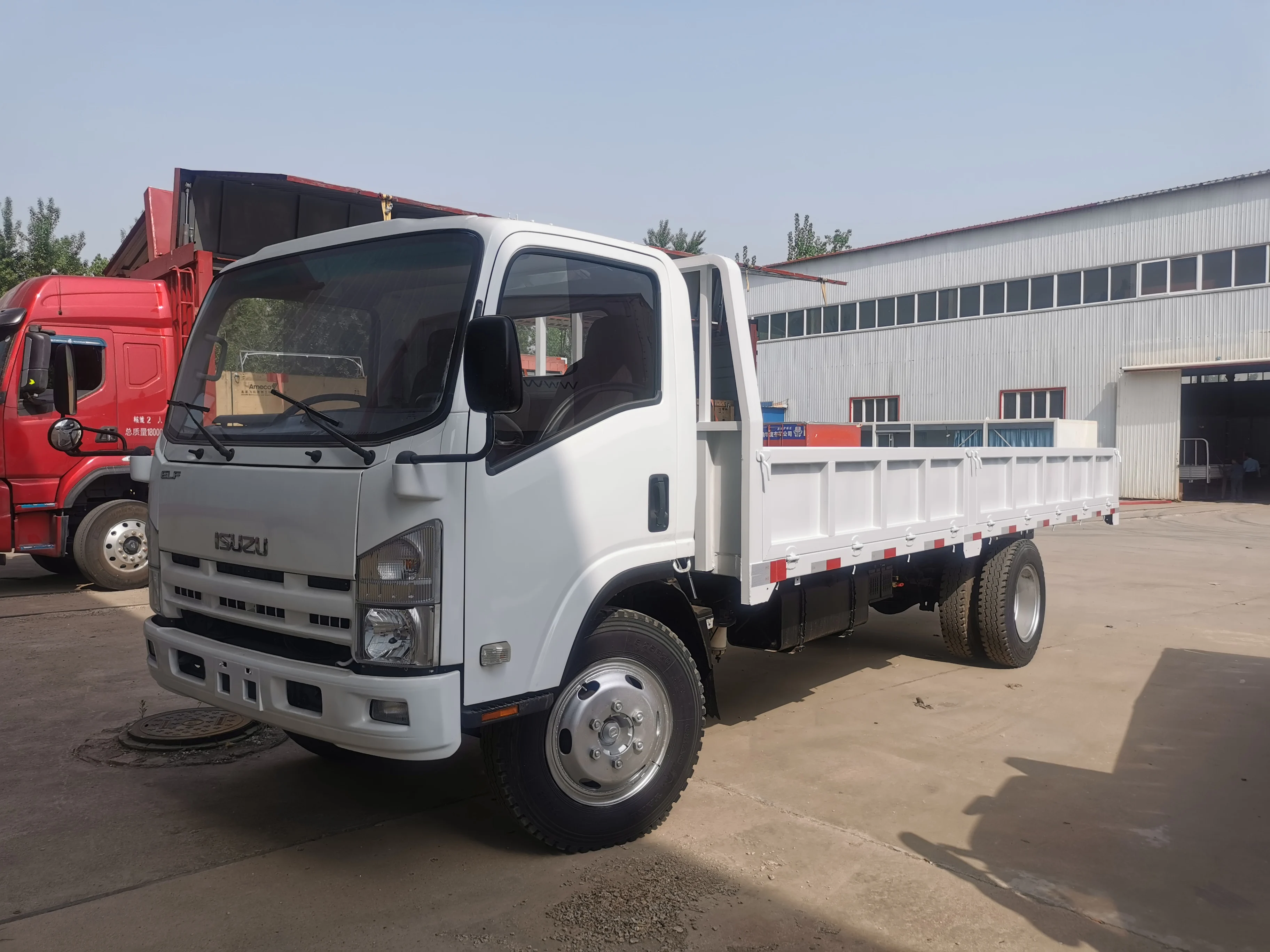 Подержанные условия ISUZU бренд GVW 10-тонный грузовой автомобиль с 18-футовым кузовом поставщики оптовая цена