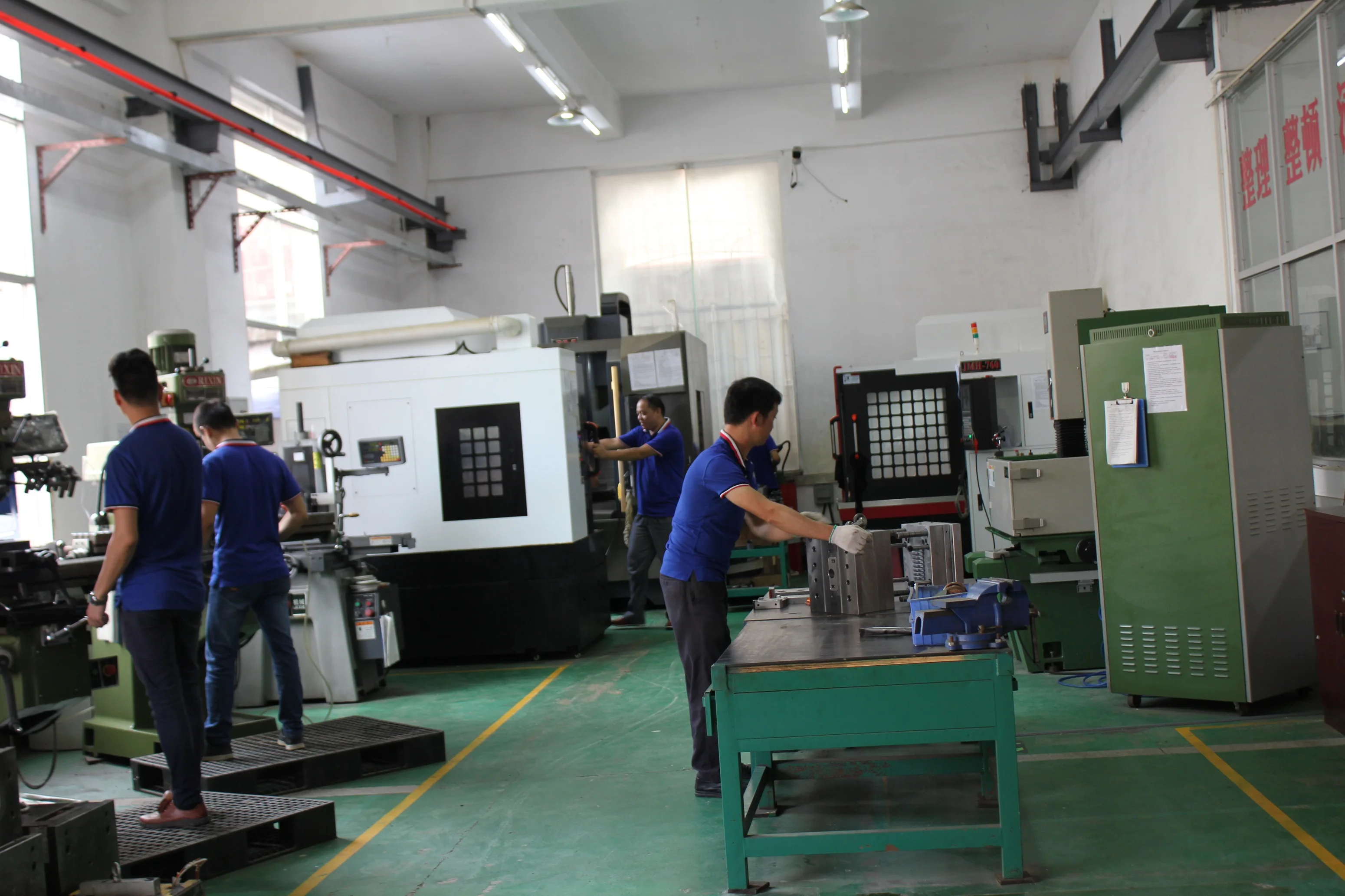 Custom High Precision Engineering Injection Mould Moulding Company Tools Polypropylene Plastic Mold In China For Thermometer