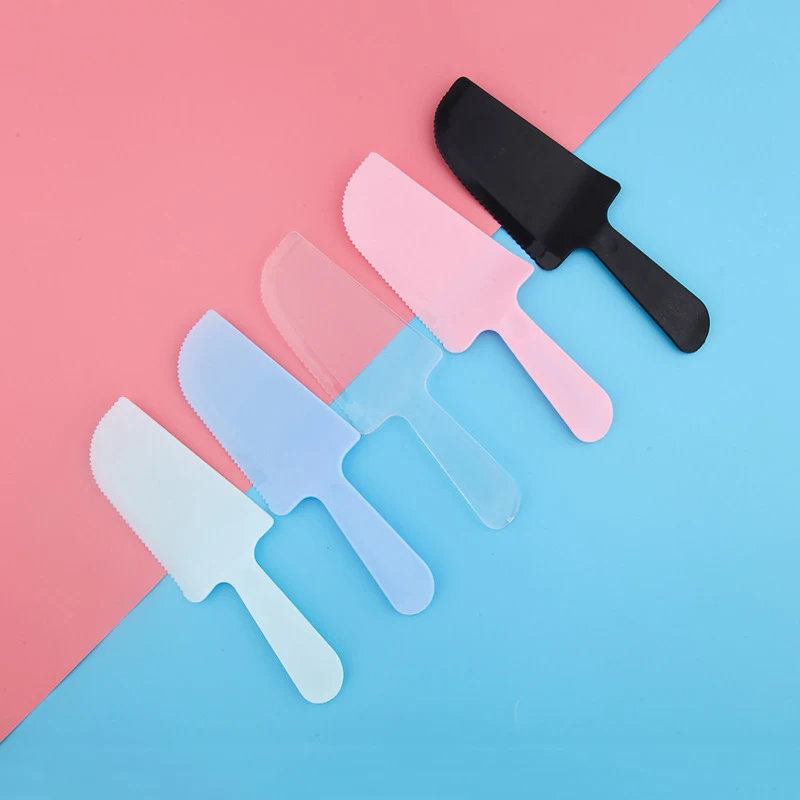 Direct Selling Individually Wrapped Frosted Black Pink Transparent Plastic Cake Cutter Disposable Birthday Cake Knife