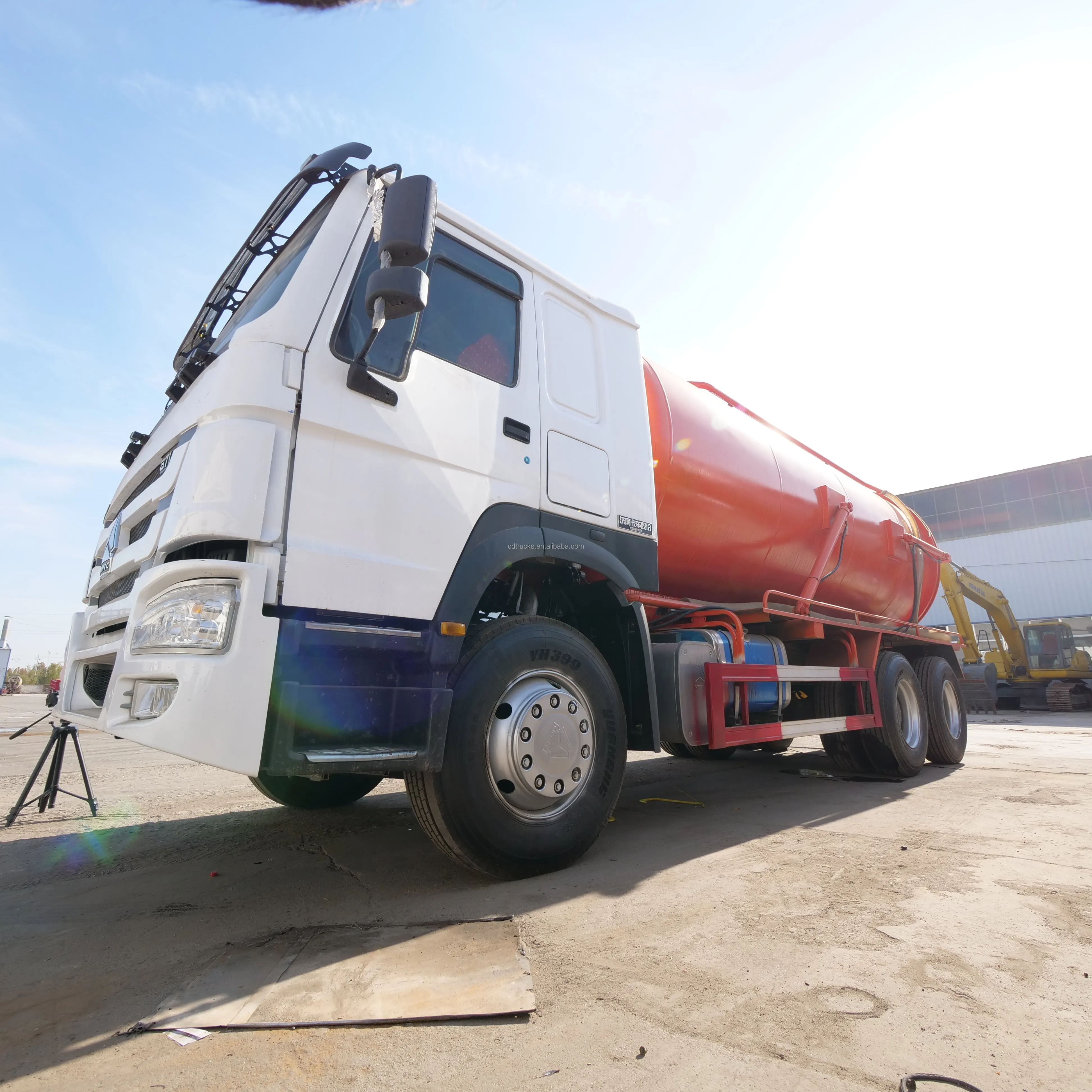 New Used Sinotruk HOWO  Vacuum Truck Sewage Suction Septic Tank Truck
