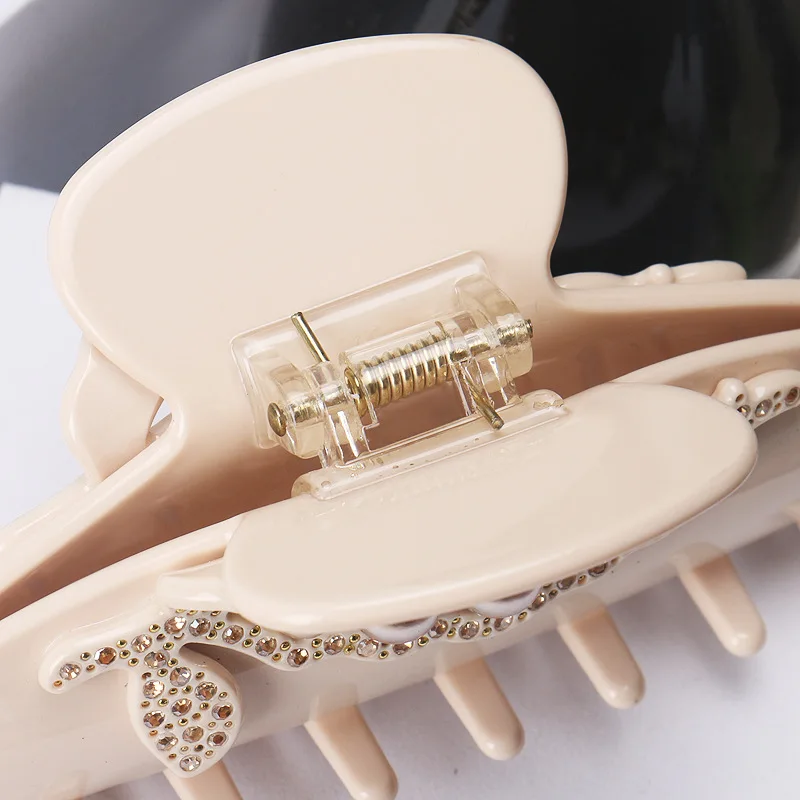 HONEY 2024  Alexandria  France same size acetate hair accessory hair clip  pearl curly hair clip