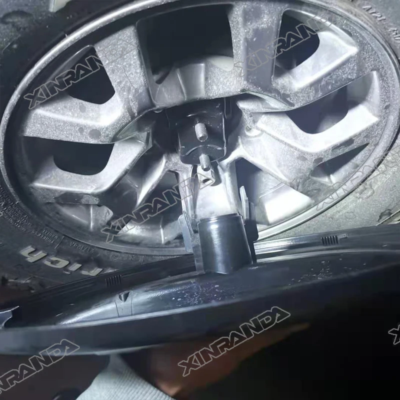 Для Suzuki Jimny запчасти JB64 аксессуары задняя крышка запасного колеса отделка JB64W JB74 2022 2023 2021 2024 Крышка отделки