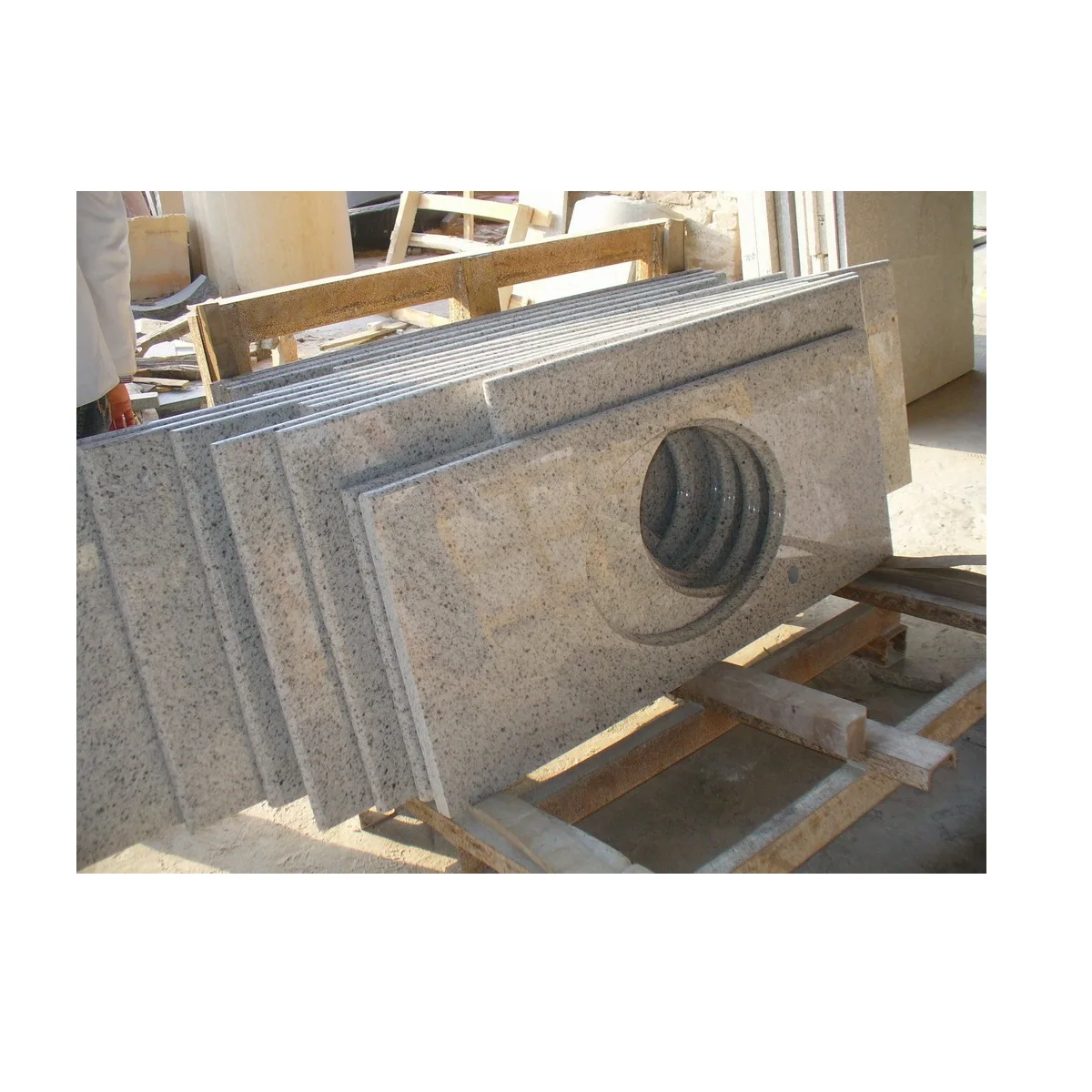 White Natural Granite Kitchen Island Bench Counter Bathroom Vanities Vanity Tops Stove Wall Cladding Tiles Registration Desk