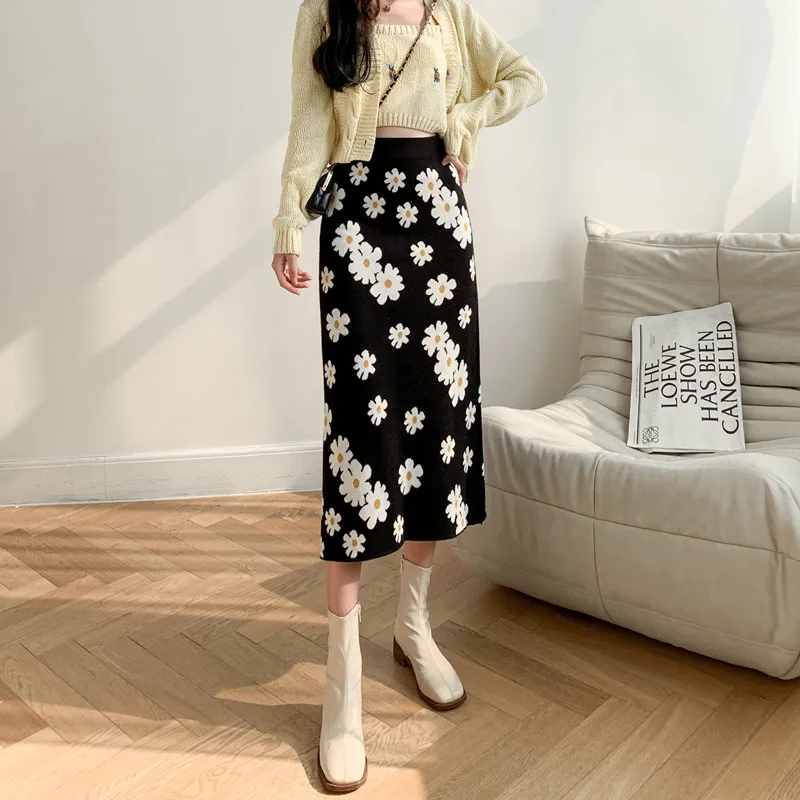 Girls knitted floral bag hip pencil skirt Japanese gentle retro high waist casual close-fitting printed knit women long skirt
