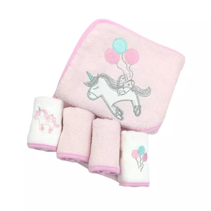 Wholesale Baby Cotton Muslin Swaddle  Baby Towels Bath Wearable Soft Baby Swaddle Blanket