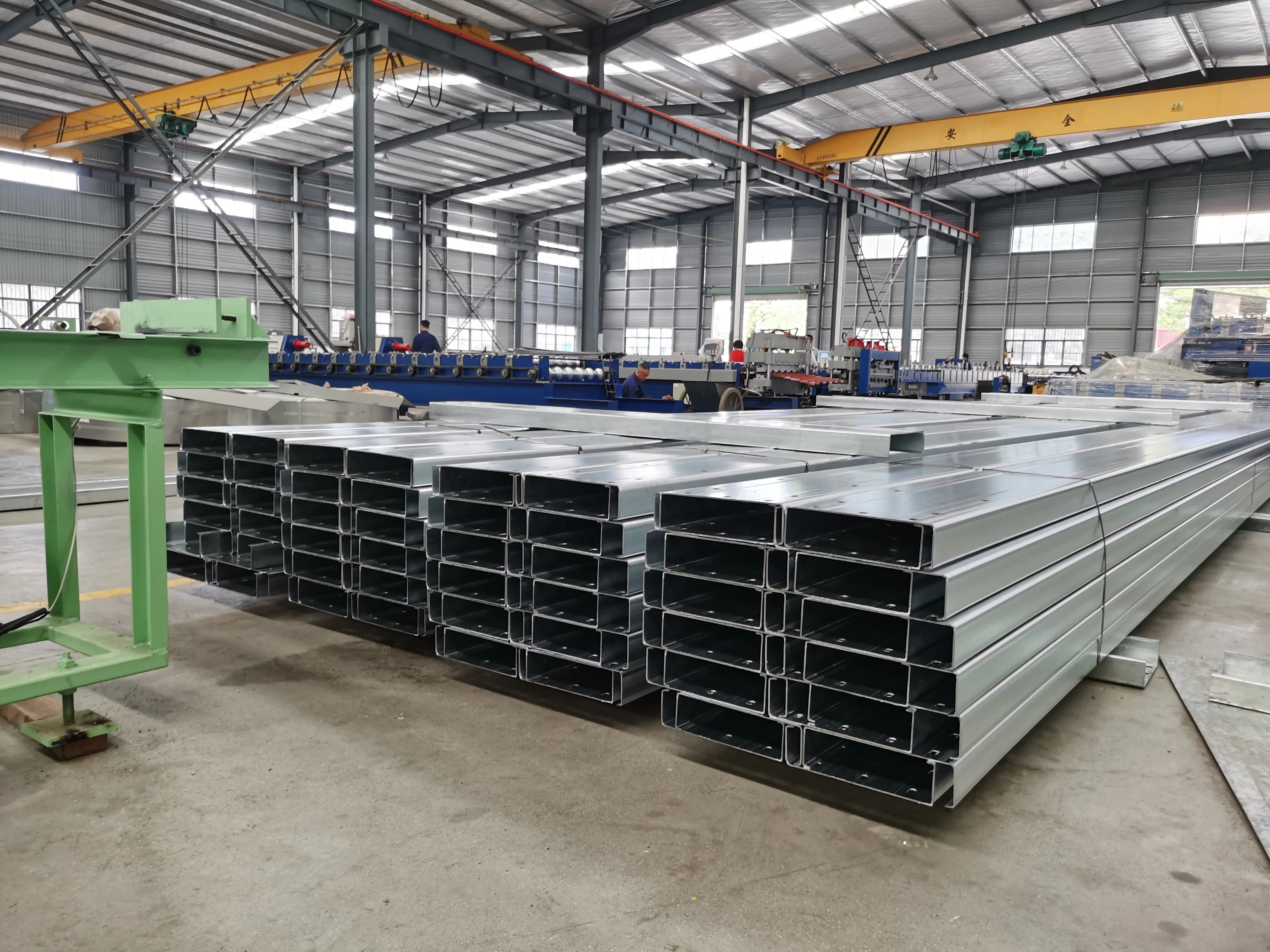 C140-400&Z140-400 Full Automatic Purlin Machine Purlin Machine CZ Purlin Roll Forming Machine Automatically