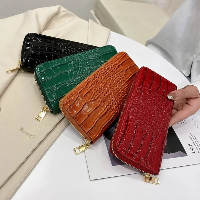 2022 Fashion Crocodile Pattern Multifunction Leather Ladies Clutch Wallet Long Phone Holder Cheap Purse Wallet