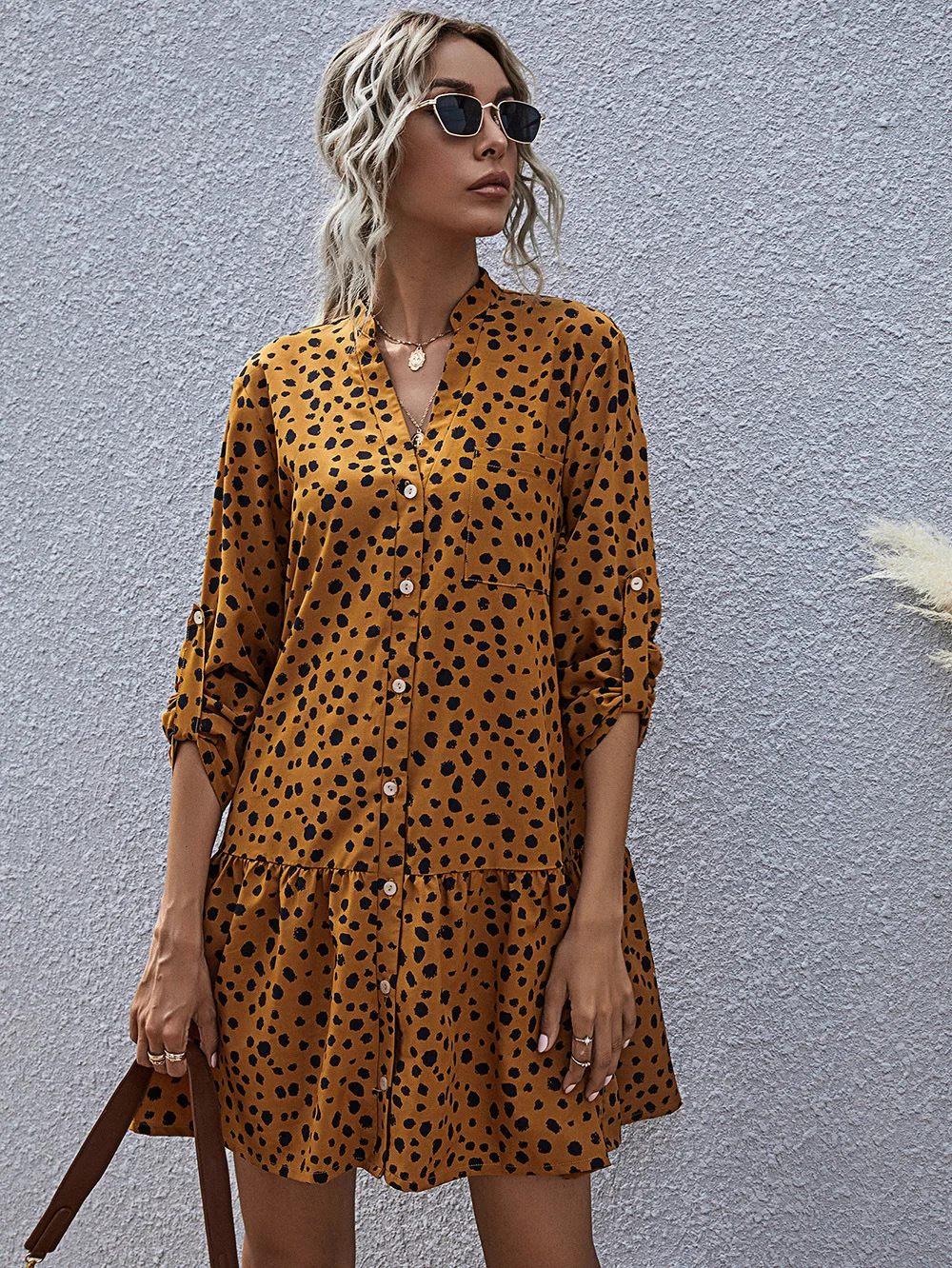 Spring and Autumn Europe Wild Single-breasted Linen Leopard Dot Printed V-neck Long Sleeve Girl Short Skirt A-line