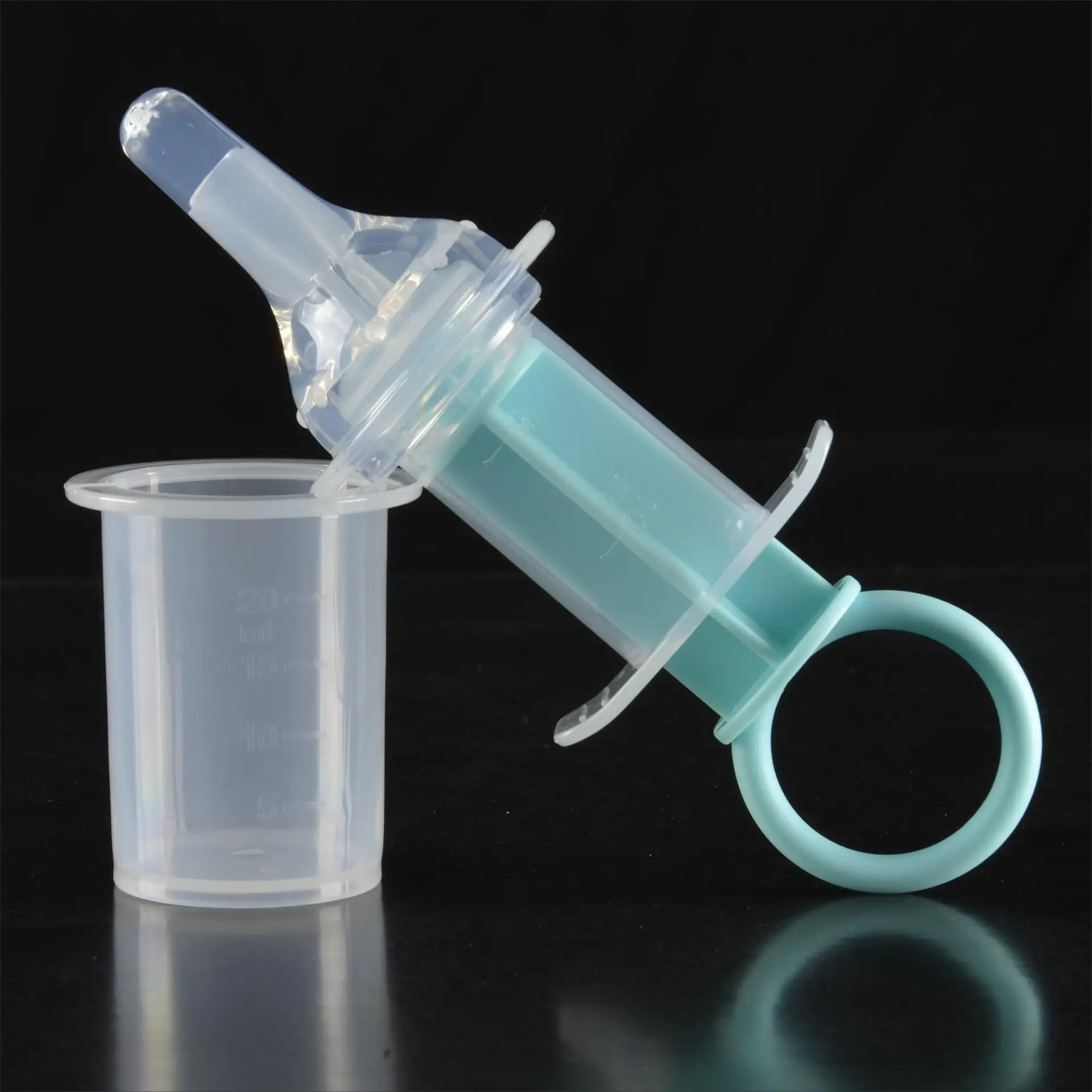 New Baby Products Safety Clear Scale Silicone Baby Medicine Feeder Making Medicine Nipple