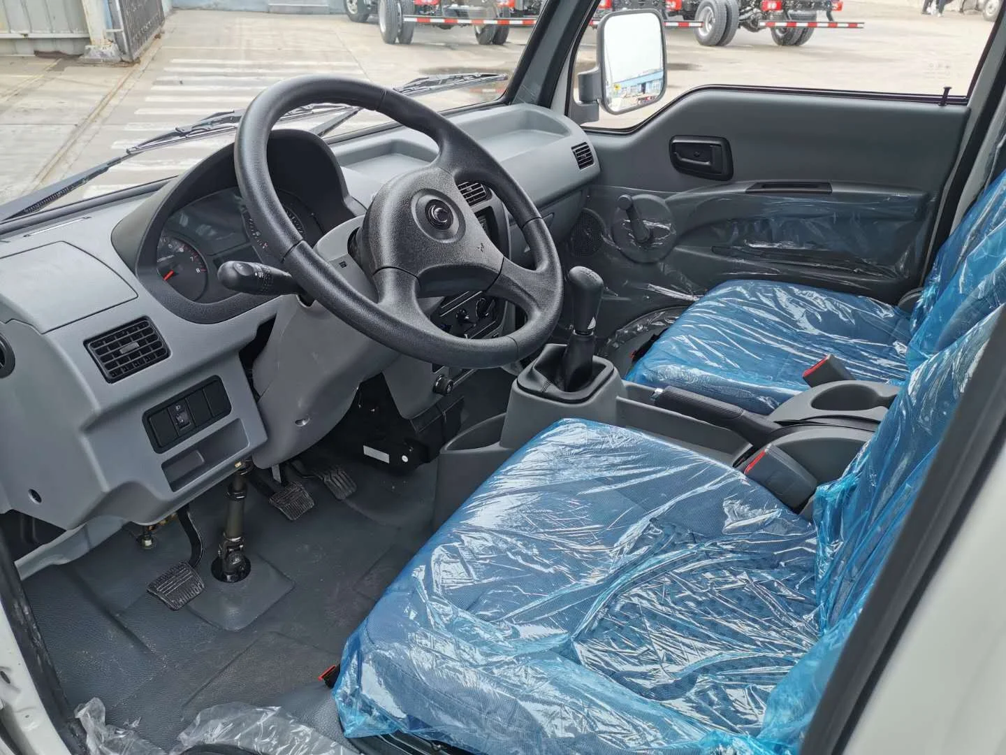 FOTON Forland 1ton gasoline mini truck with 1051cc engine and singe rear tire