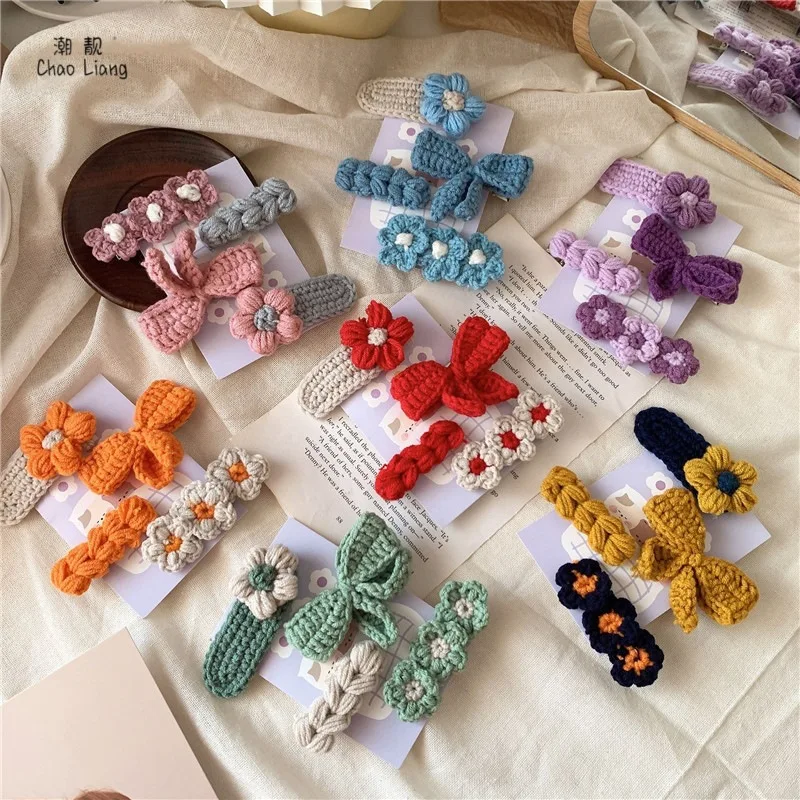 2Pcs/Set Japanese And Korean Cute Hand-crocheted Wool Flowers Bow Bangs Autumn And Winter Headwear Cute Hair Clips For Girls