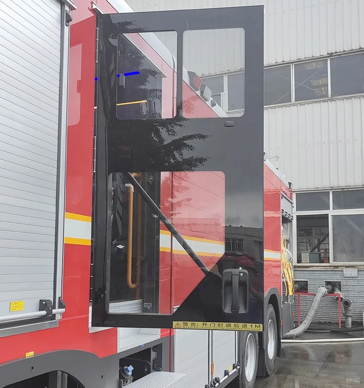 Chinese OEM Customized Fire Truck Independent Crew Cabin