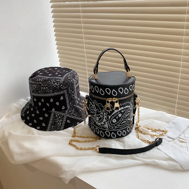 Hot Selling Bandana Bucket Purses 2021 Luxury Handbags For Women Purse And Hat Set Ladies Hand Bags