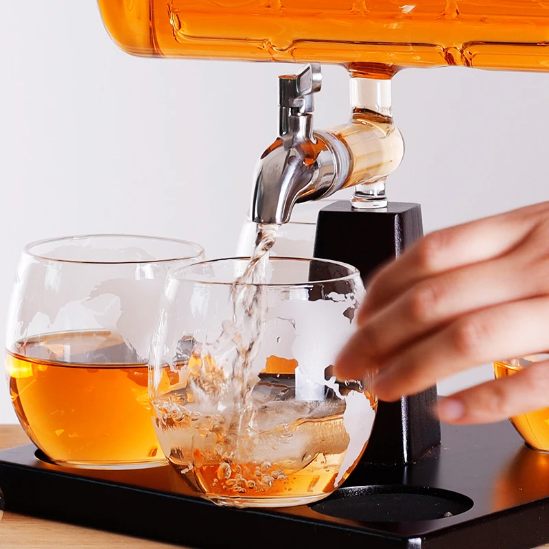 Hot sale Antique Ship boat shaped glasses and decanters bottle Liquor wine whiskey decanter set for sale