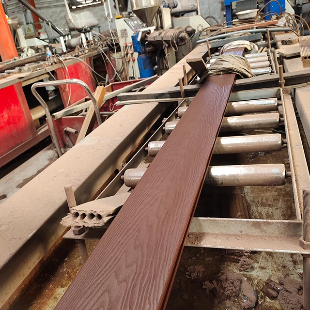 waterproof slip resistant terrace patio wpc composite decking boards outdoor wood plastic flooring wpc deck exterior