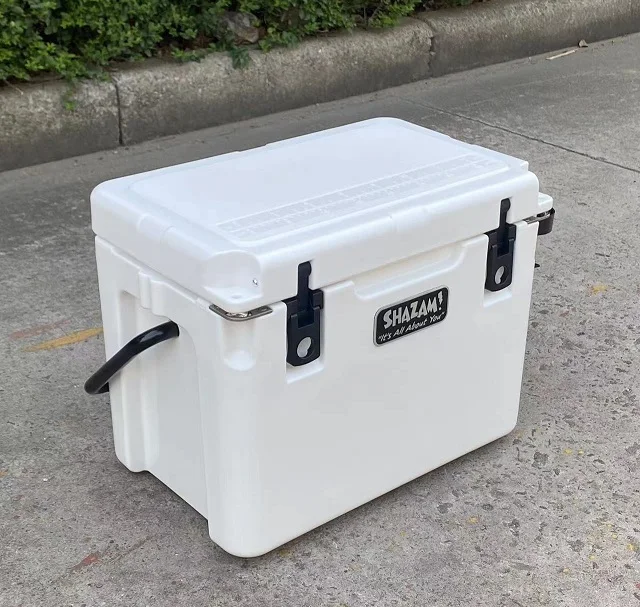 Picnic Camping 25 Quart Personal Black Handle Customized  Rotomolded Ice Chest Cooler