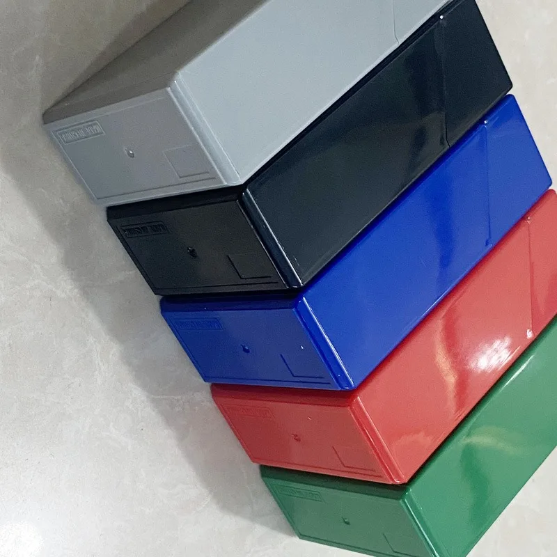 Пластиковый футляр для сигарет