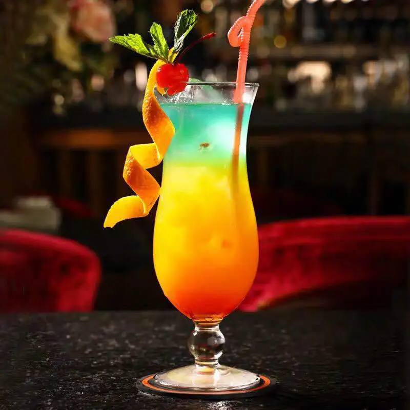 Unbreakable Custom 400ml Colored Plastic Hurricane Cup Cocktail Plastic Hurricane Drinking Glasses With Stem