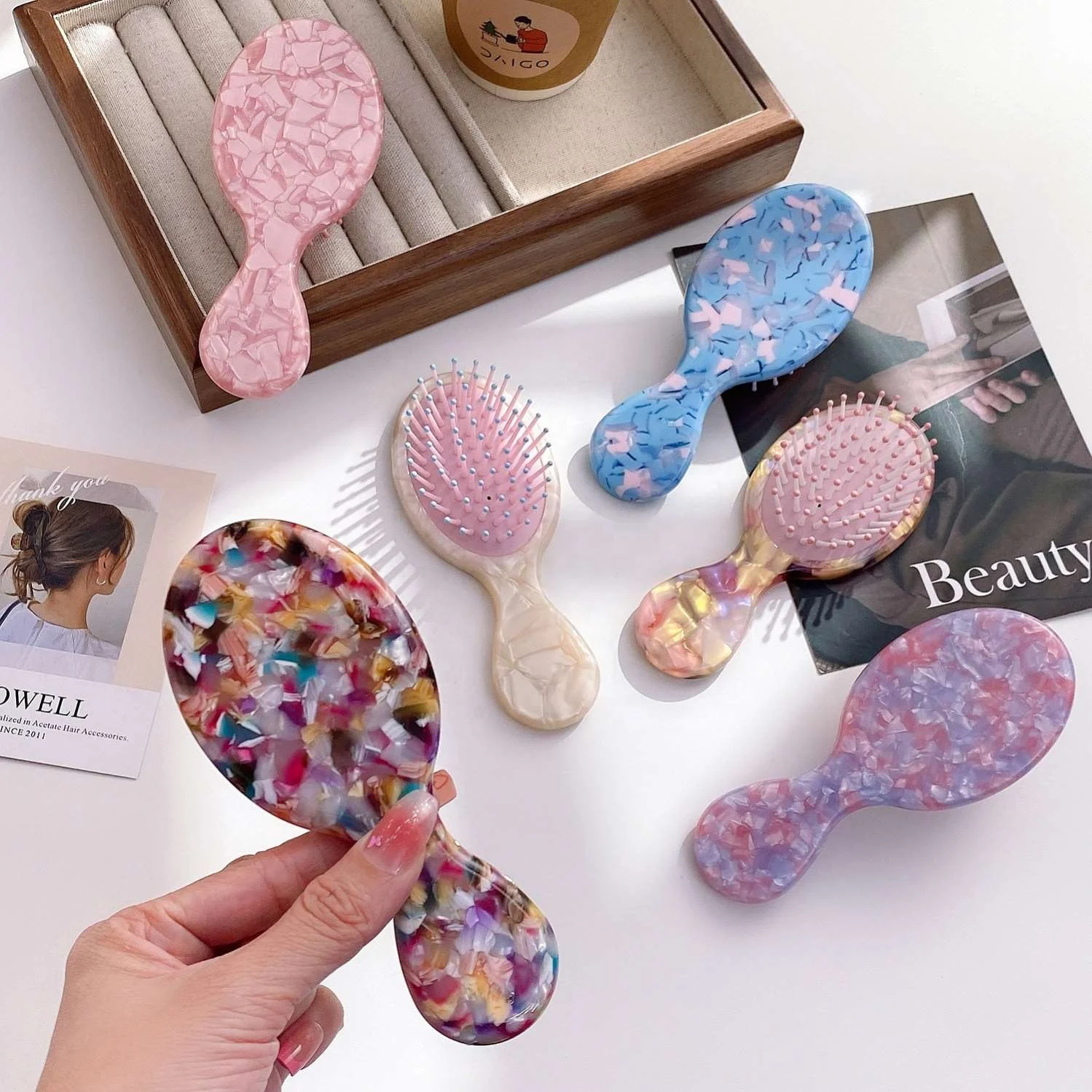 Wholesale Soft Bristles Hairbrush Detangle Acetate Hair Comb Nature Air Cushion Acetate Hair Brush