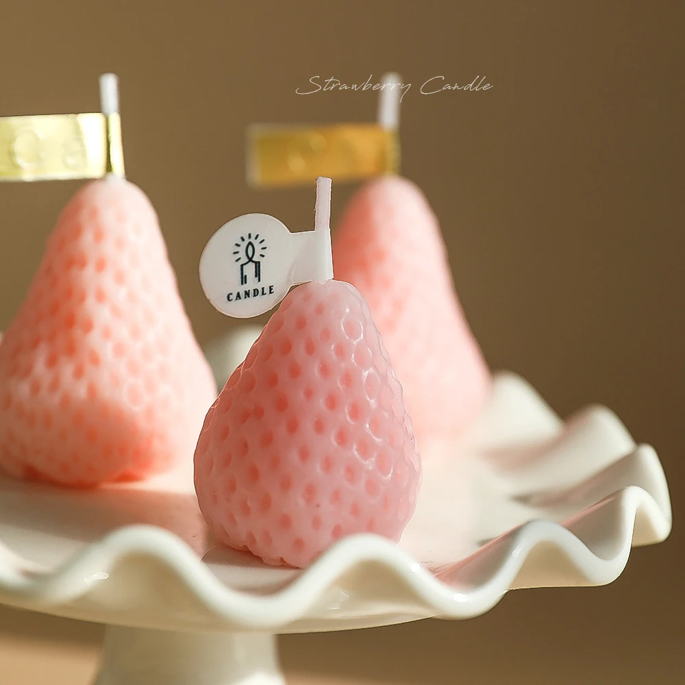 Wholesale Cute Mini  Aromatherapy Novelty Strawberry Shaped Party Decoration Gifts Birthday Candles For Girl