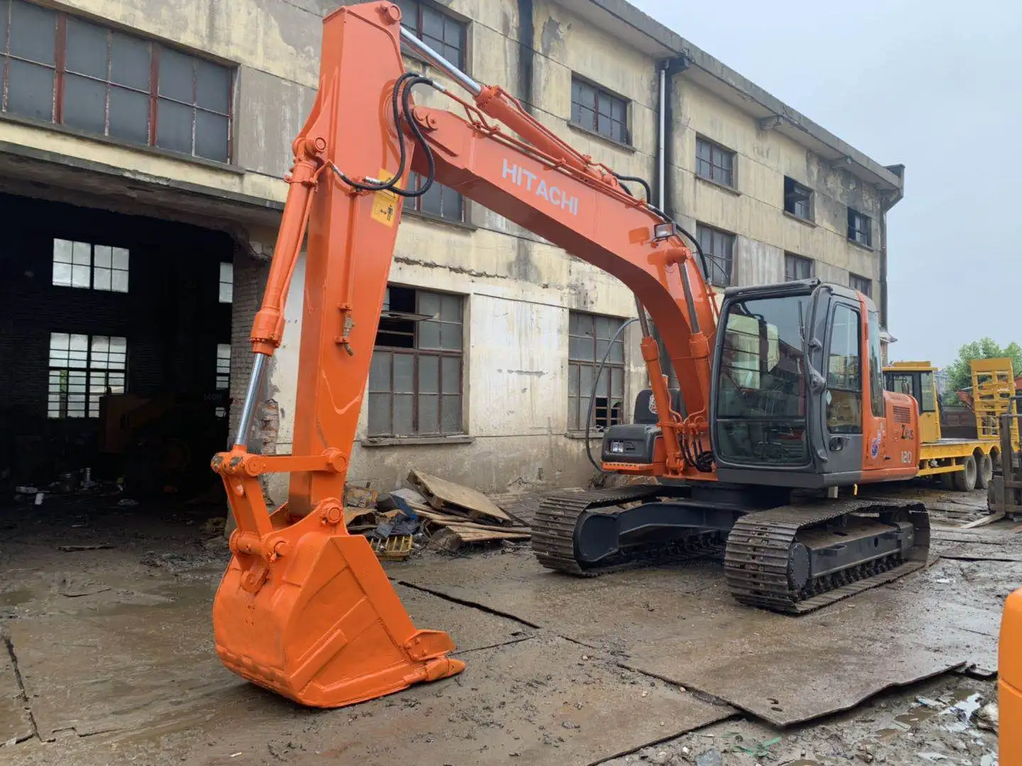 
good Used H-itachi Excavator ZX120-6, Japan Used Hitachi ZX120 ZX70 ZX75 Mini Excavators diggers for sale 