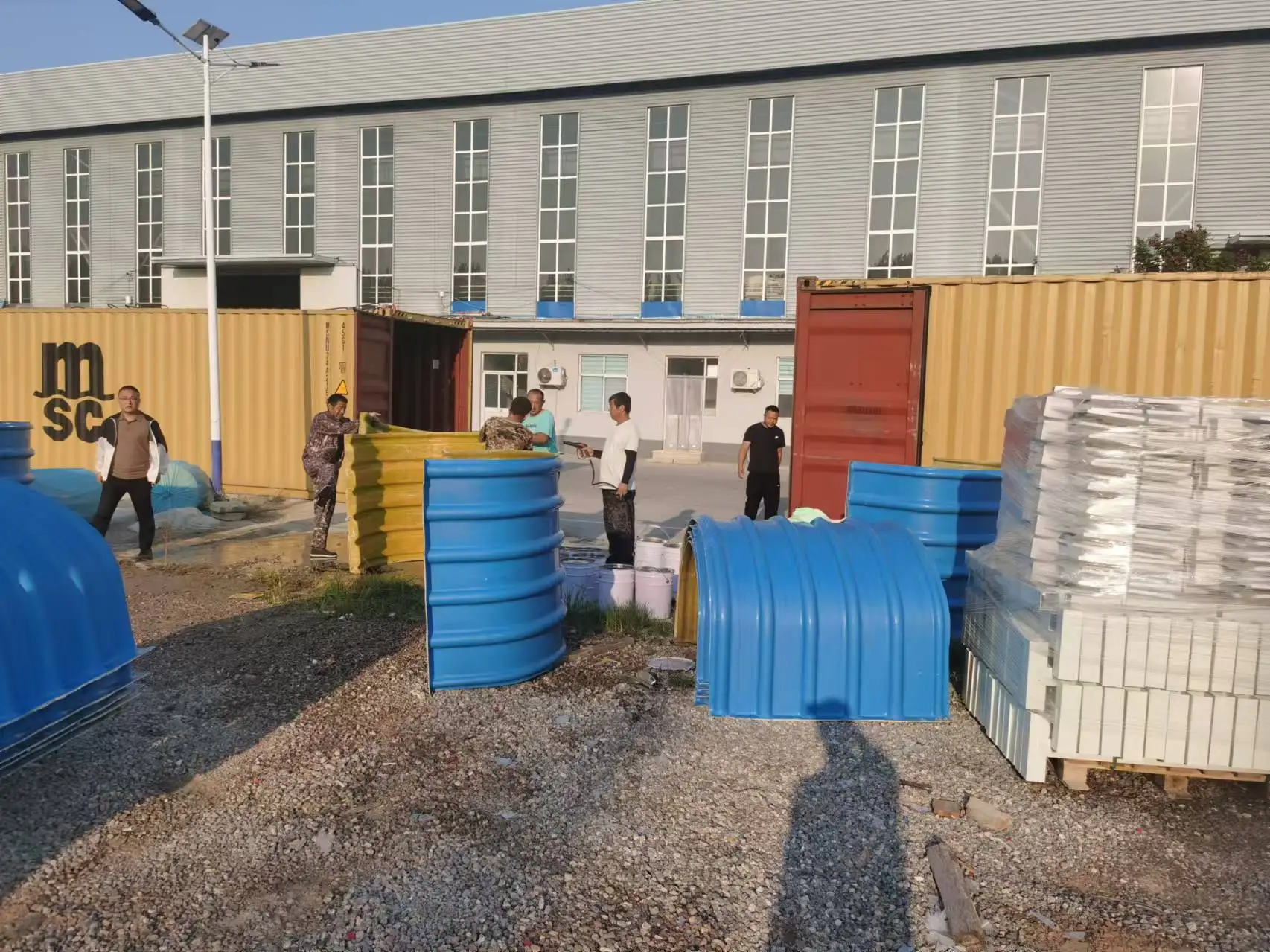 China Factory Direct Sale Cost Effective Conveyor Belt Shield Covers Dust Proof Covers for Belt Conveyor Structure Protection