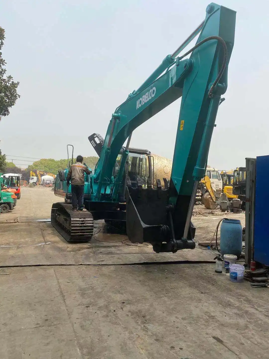 kobelco sk200-8 for thailand excavator