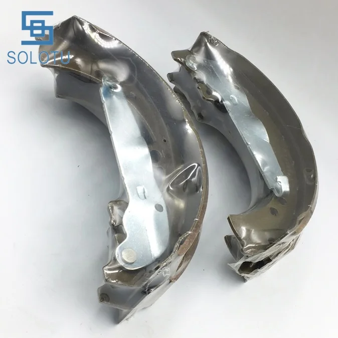 Задние тормозные колодки 04495-0K120 для Fortuner Hilux 4WD 2005-2015