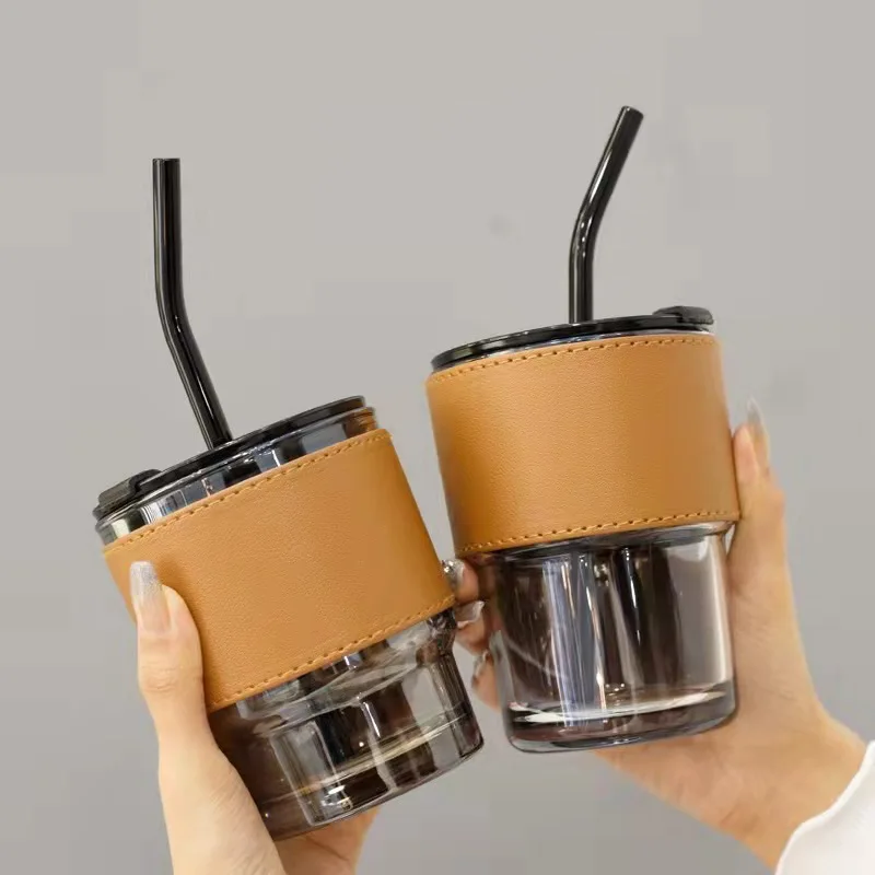 wholesale 420ml  transparent bamboo festival glass  iced coffee milk cup  with straw and lid  office water bottle for presents