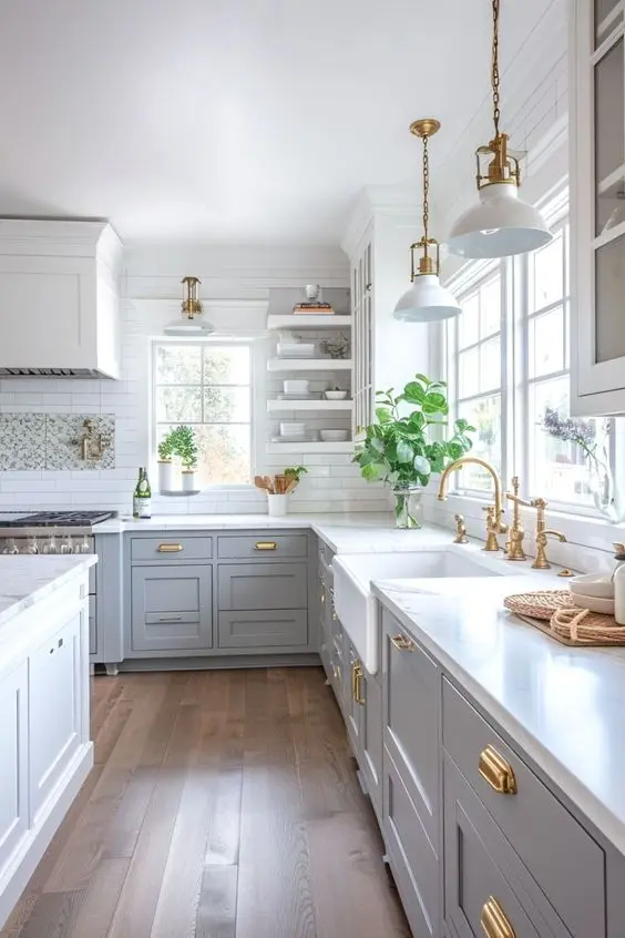 CBMMART Classic Shaker Design White Mdf Board Veneer Pvc Finish Kitchen Cabinets for Wholesales