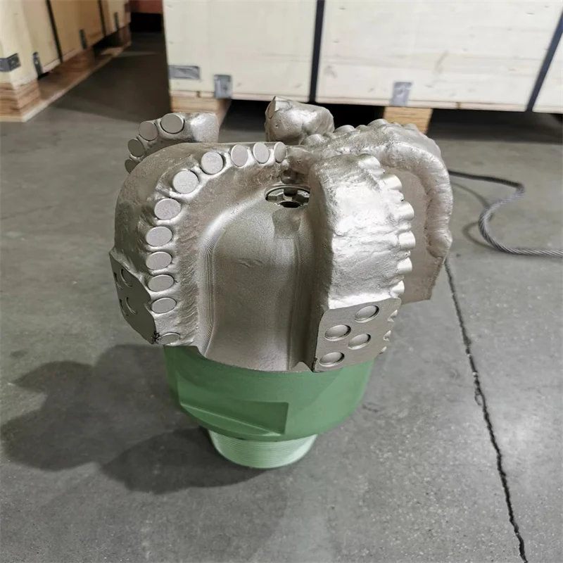 whole sale hot sale 8 blades diamond PDC drill for rock