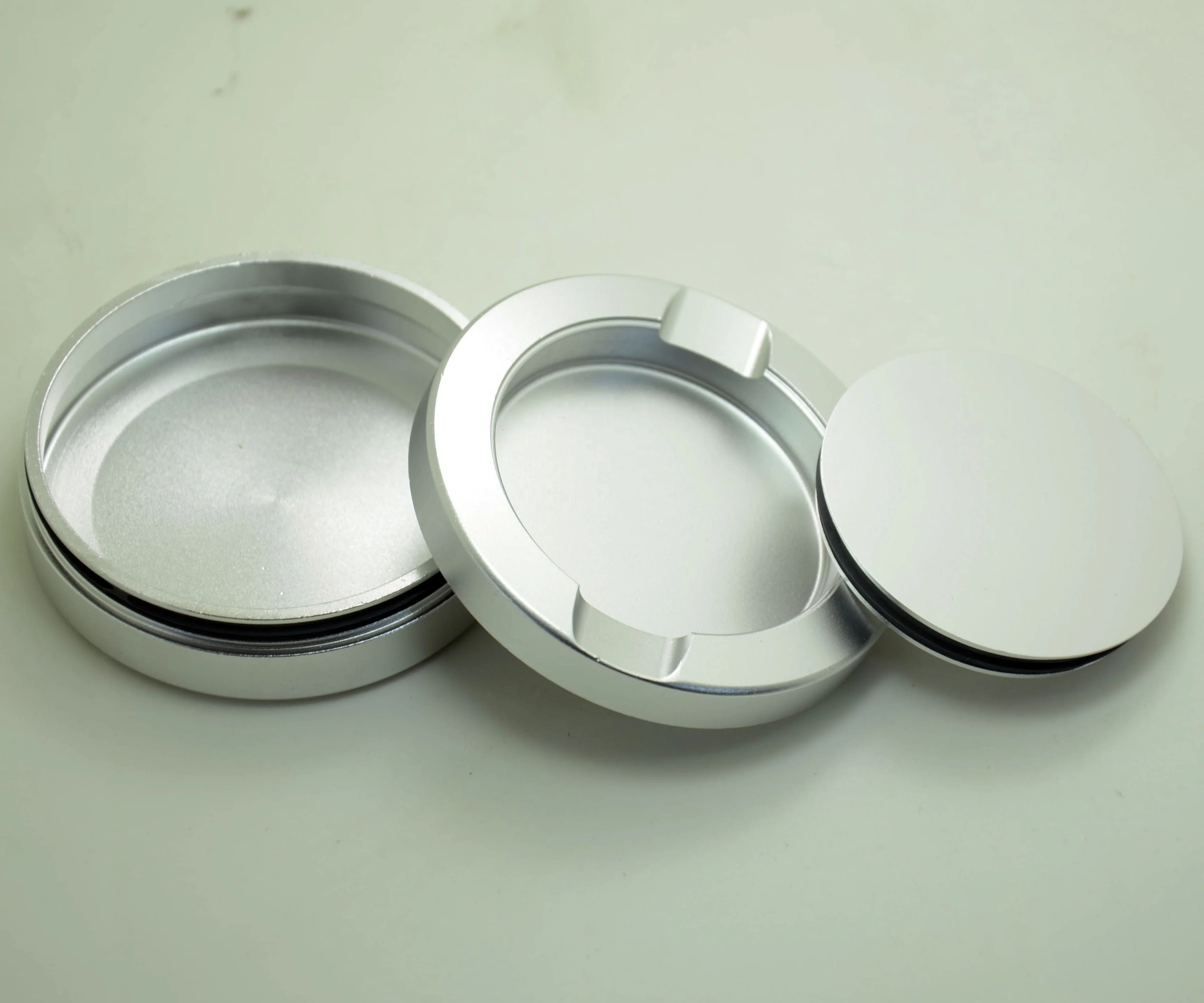 Professional China  manufacturer  all kinds of Food Grade plastic disposable custom snus tin