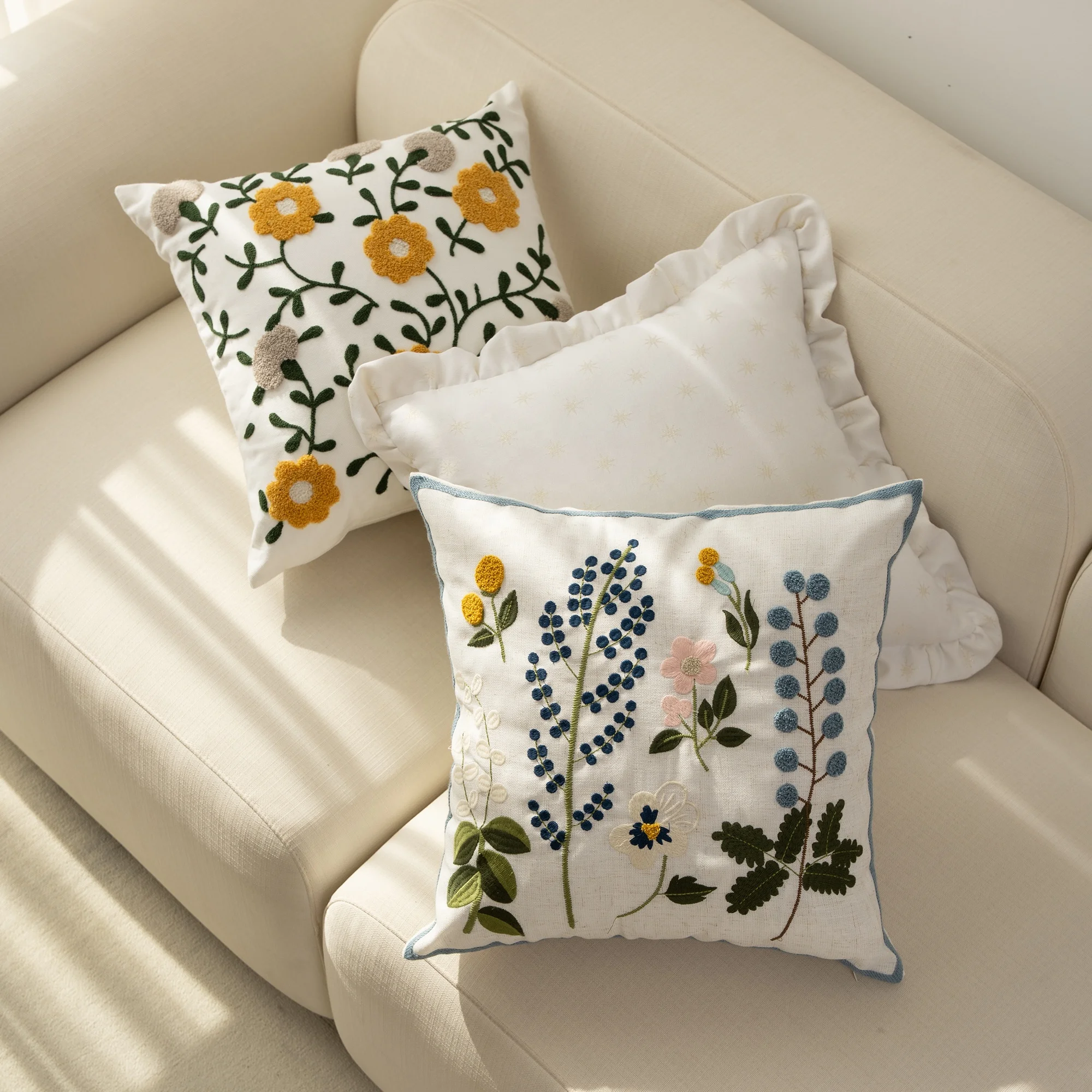 2024 Original Design Plane Plant Flower Pillow Case Embroidery Pillow For Home Decor Custom Cushion Cover