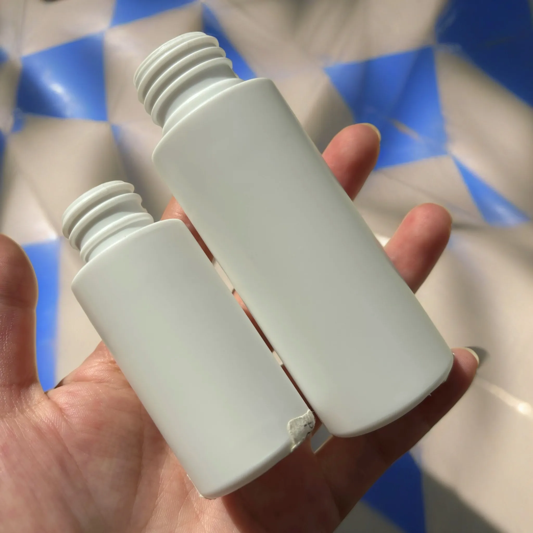 30ml Travel distribution bottle matte white cosmetic emulsion clear frosted PET plastic shampoo pump bottles with plastic lid