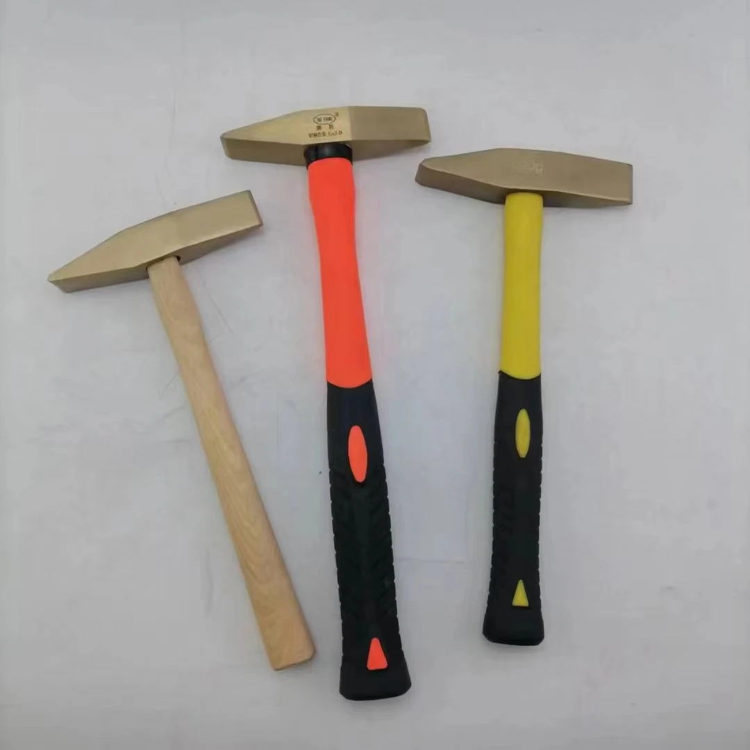 High Quality Wooden Handle Rock Pick Geological Non Sparking Chipping Hammer Types