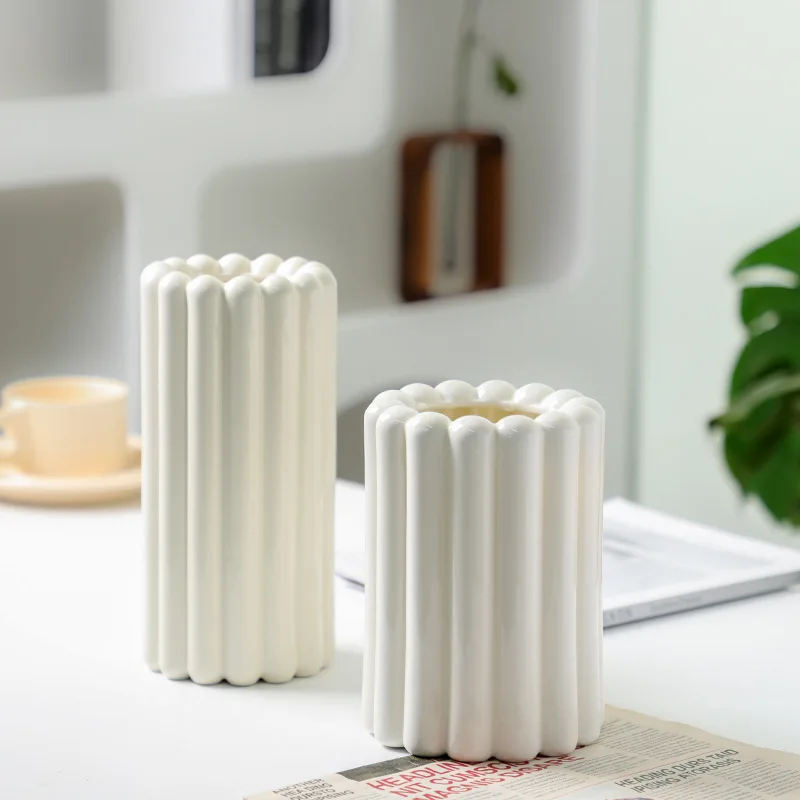 Modern Minimalist Cream White Ceramic Vase Set Luxury Rustic Home Decor Living Room Bedroom Matt Glaze Three Piece Decoration