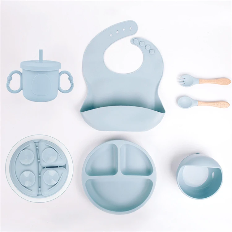 Factory Wholesale BPA Free Food Grade Kids Tableware Silicone Feeding Set Suction Baby Feeding Plate And Spoon Gift Set