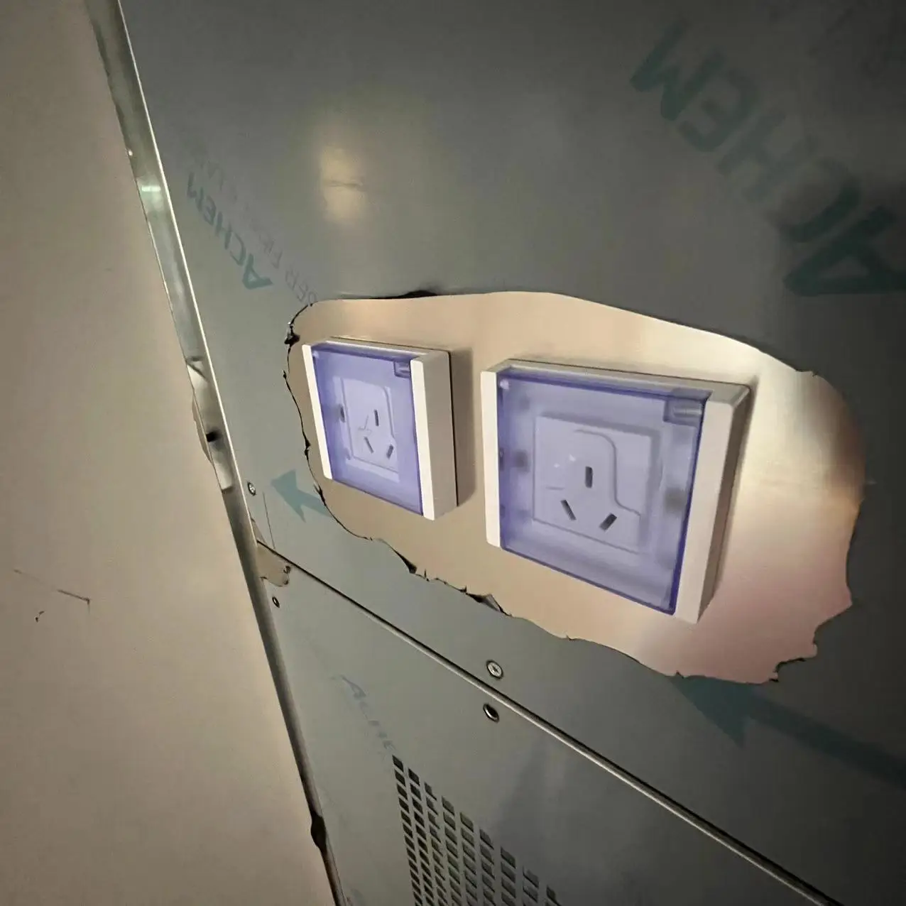 GMP Negative air Pressure Clean Room for Biotechnology/research Laboratories and Chemical Manufacturing
