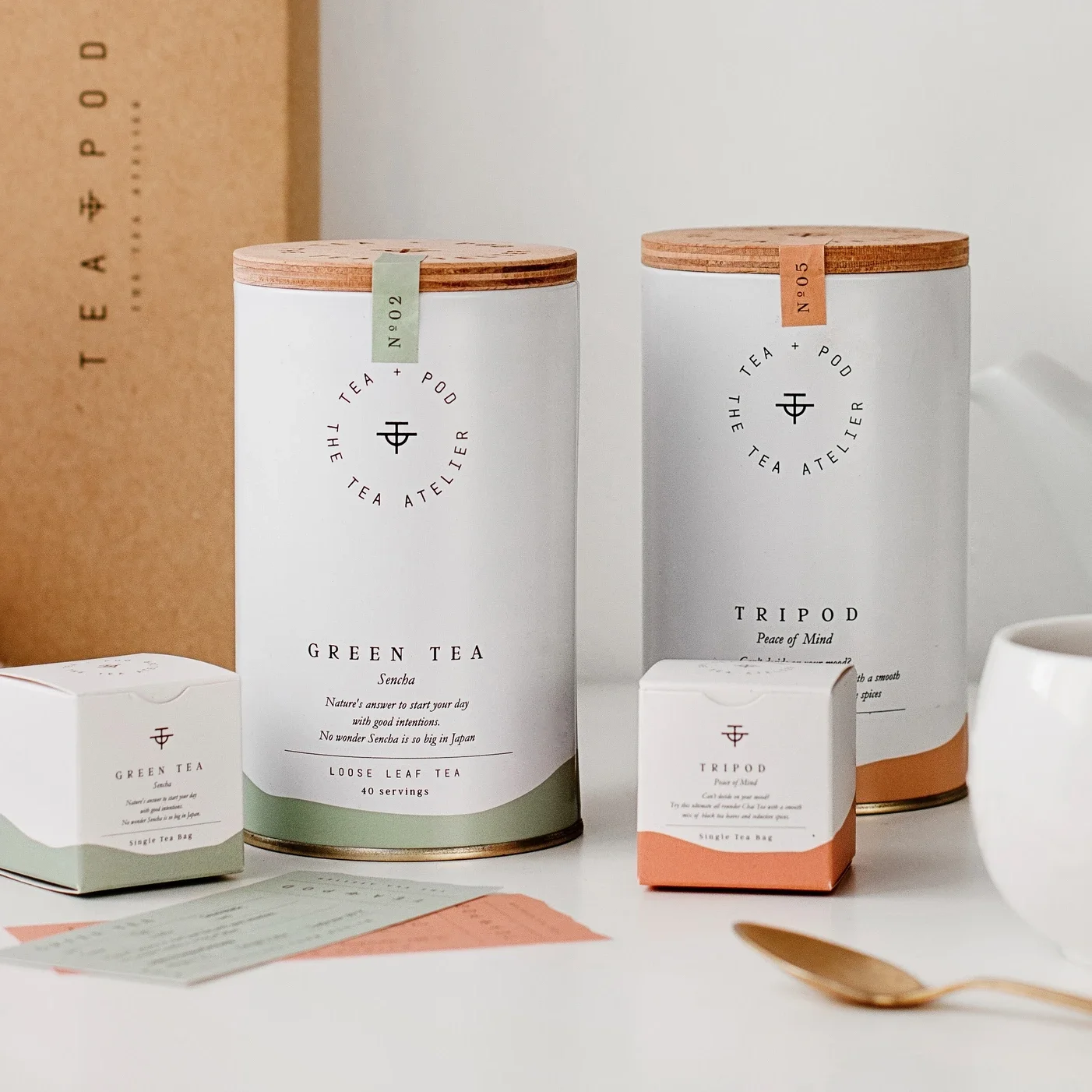 Custom Luxury Cylindrical Food Grade Round Box Tea Gift Packaging Cylinder Tea Paper Tube With Wooden lid