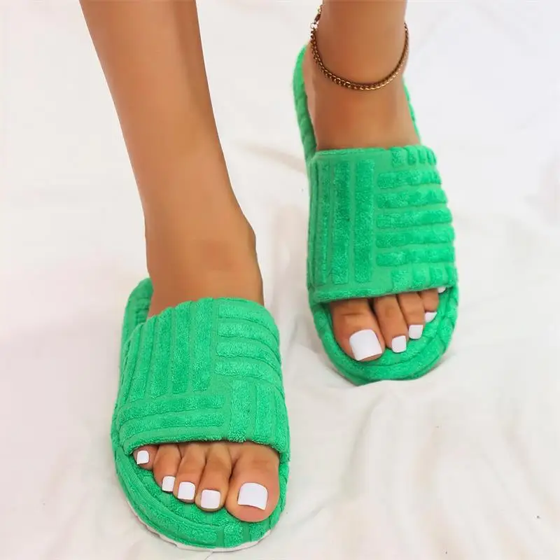 High Quality Women Embossed Crossbody Handbag Thick Chain Folding Cloud Clutch Bag Casual Open Toe Slippers Set