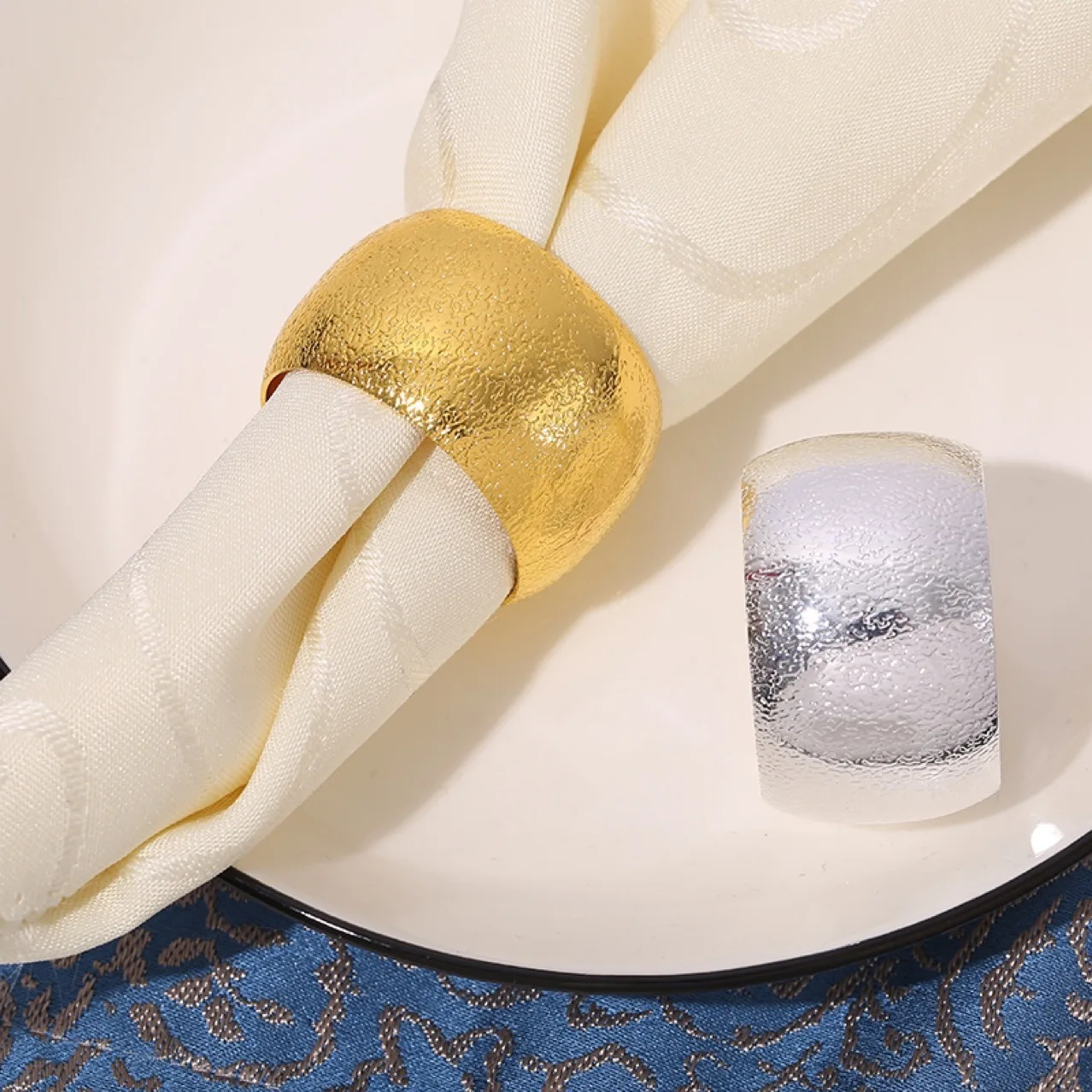 Round Luxury Metal Gold silver Napkin Rings for wedding table decoration napkin holder