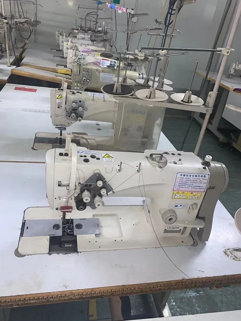 Used  industrial double needle flat sewing machine lh-3528s / a3568s / A