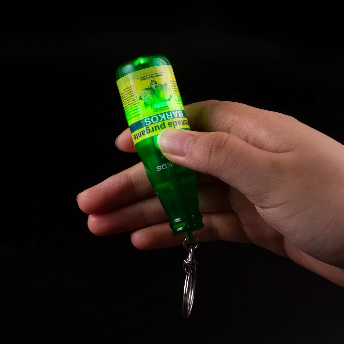 Manufacturer Customized Bottle Shape LED Flashlight Keychain Mini Projection Key Chain