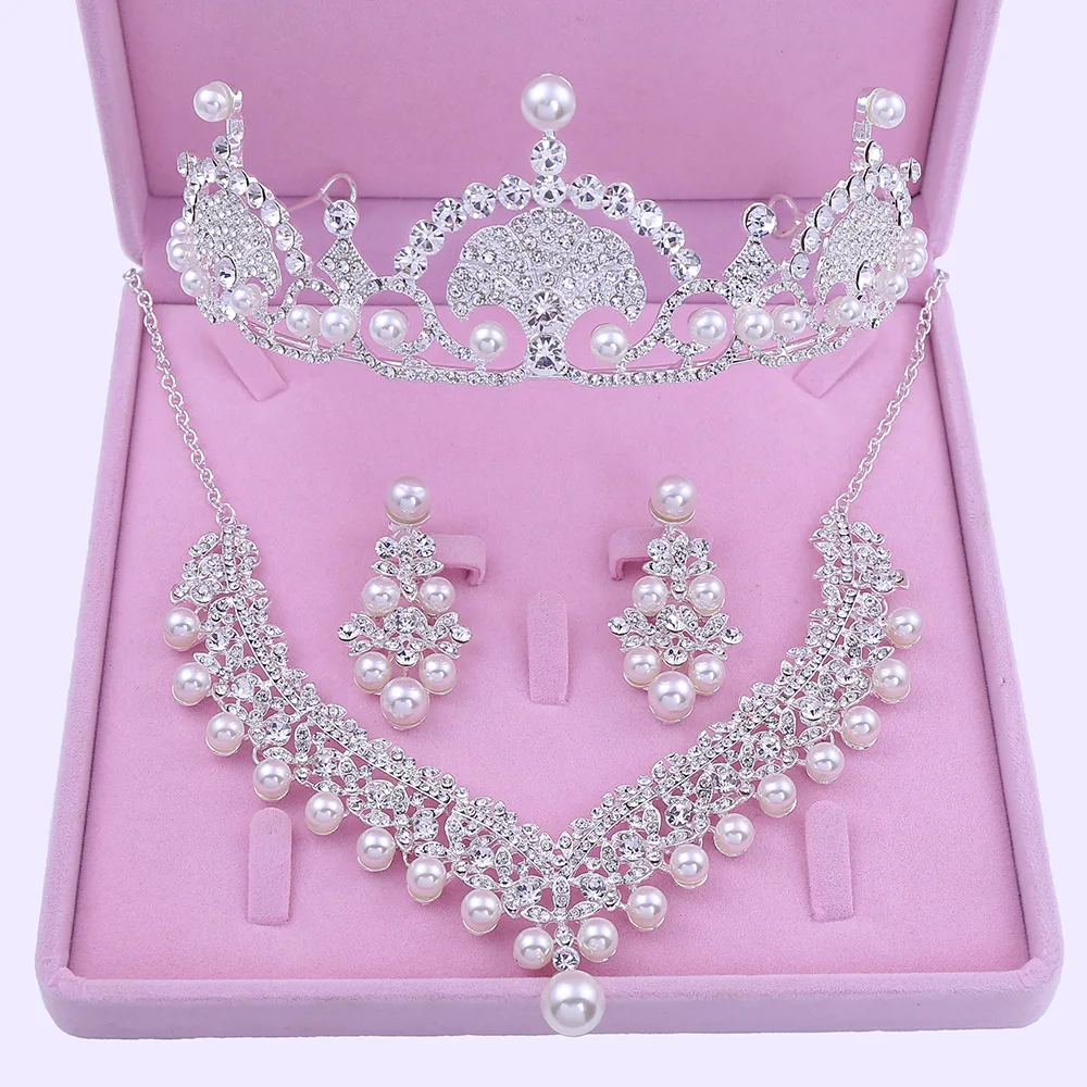
Wholesale and retail Korean bride pearl water diamond set studio with makeup wedding accessories headband crown 