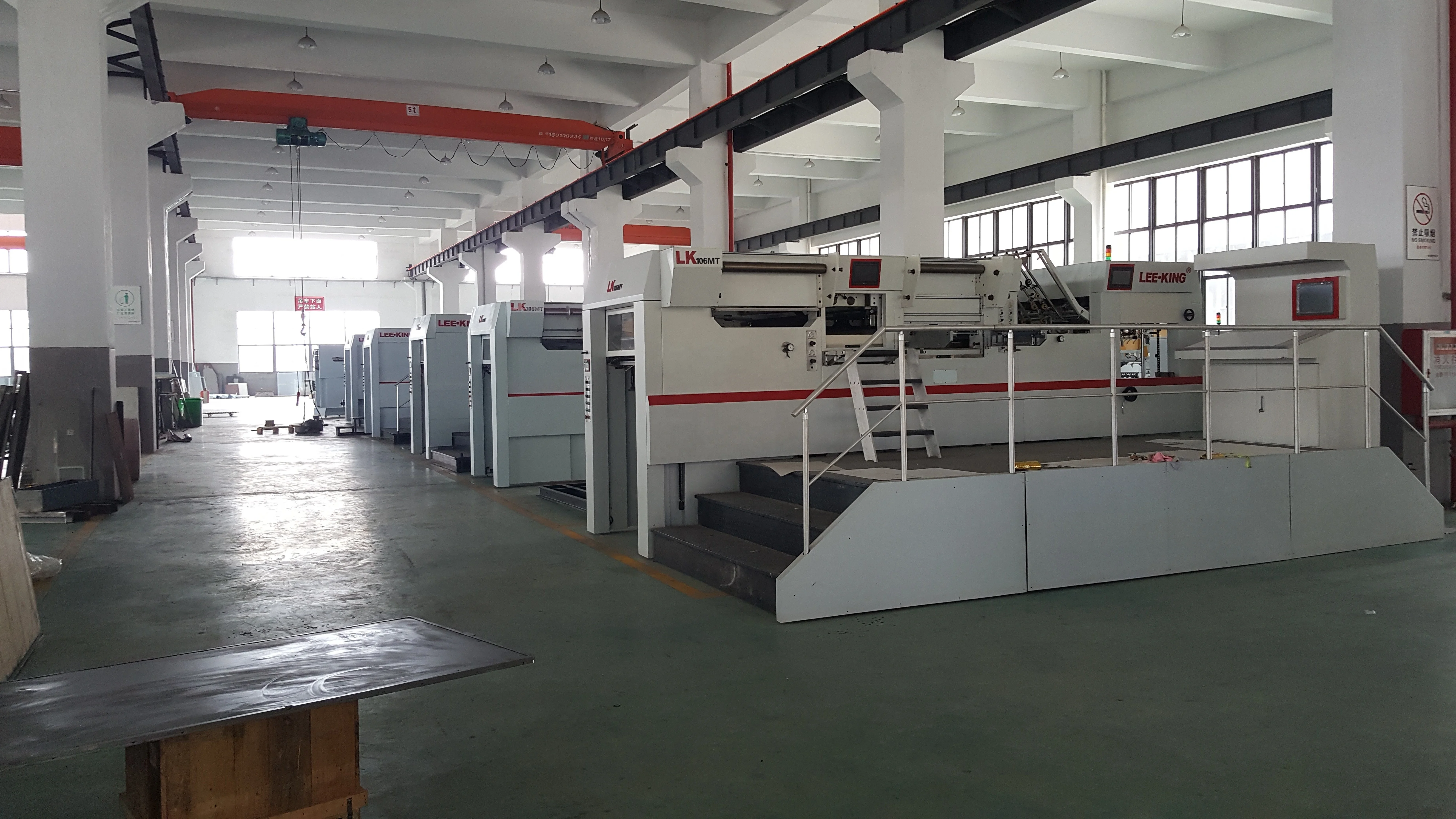 LK 106M Automatic creasing die cutting machine