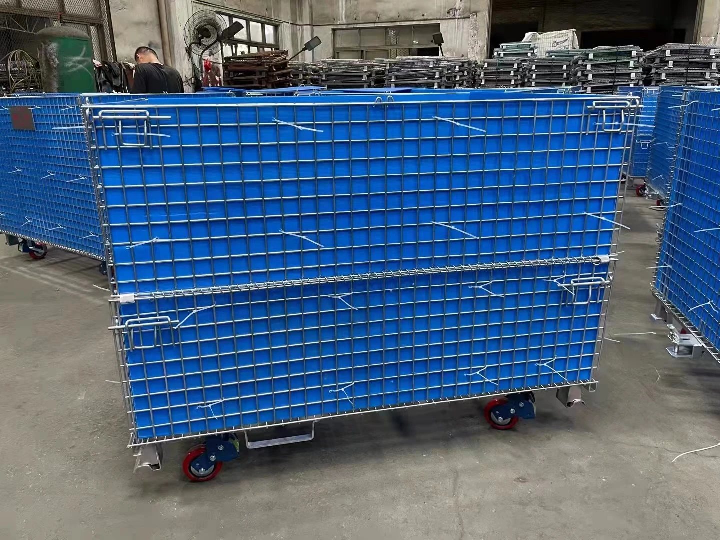 Mracking High Quality Steel Collapsible Mesh Wire Container With Wheels