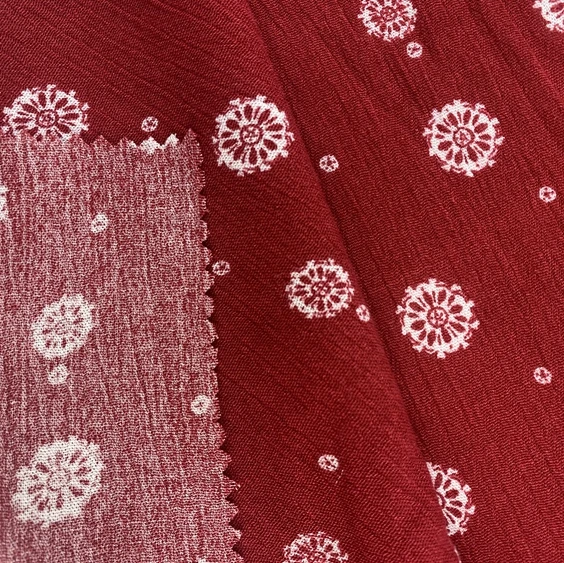 China wholesale woven crepe garment floral printed 100% Polyester crinkle fabric for dress
